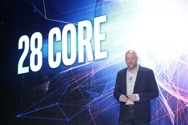 Intel宣布新一代28核心處理器！